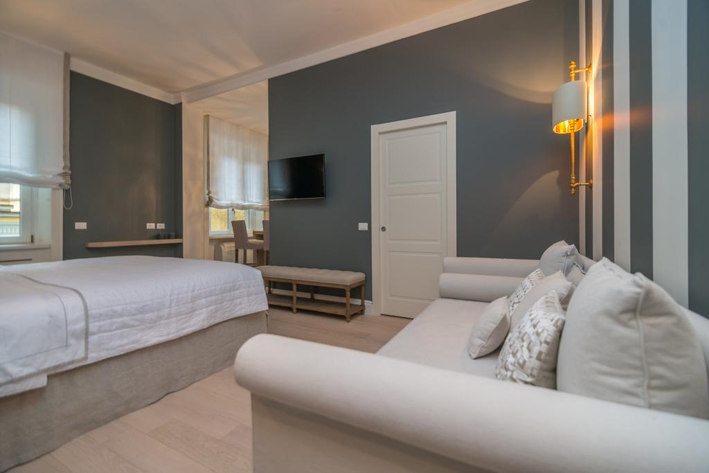 Brera Luxury Suite Milan Bagian luar foto