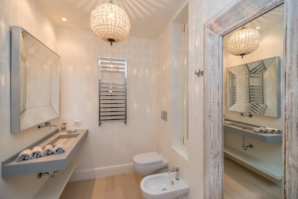 Brera Luxury Suite Milan Bagian luar foto