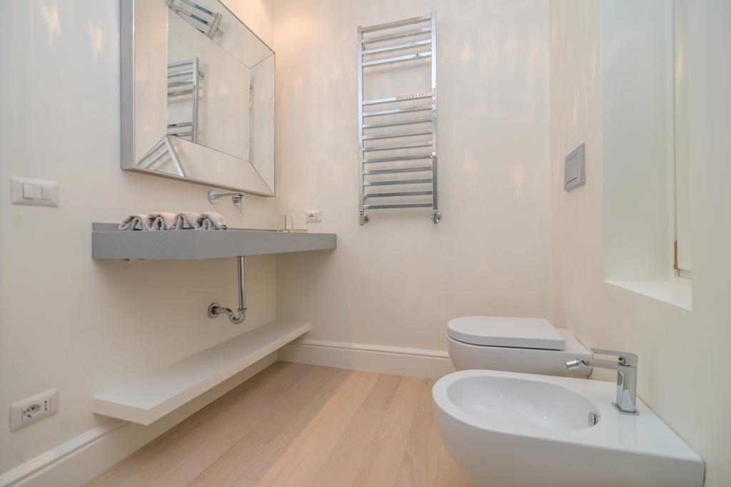 Brera Luxury Suite Milan Bagian luar foto